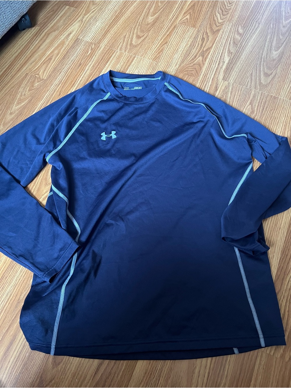 Under Armour Men’s Long Sleeve Performance Tee - Navy with Light Blue Trim